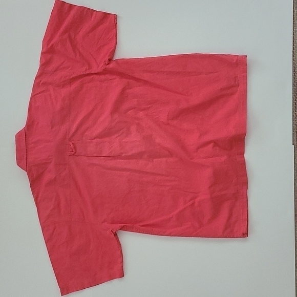 3/$20 Purple Crest Pink Casual Button-Up Shirt - Picture 2 of 6